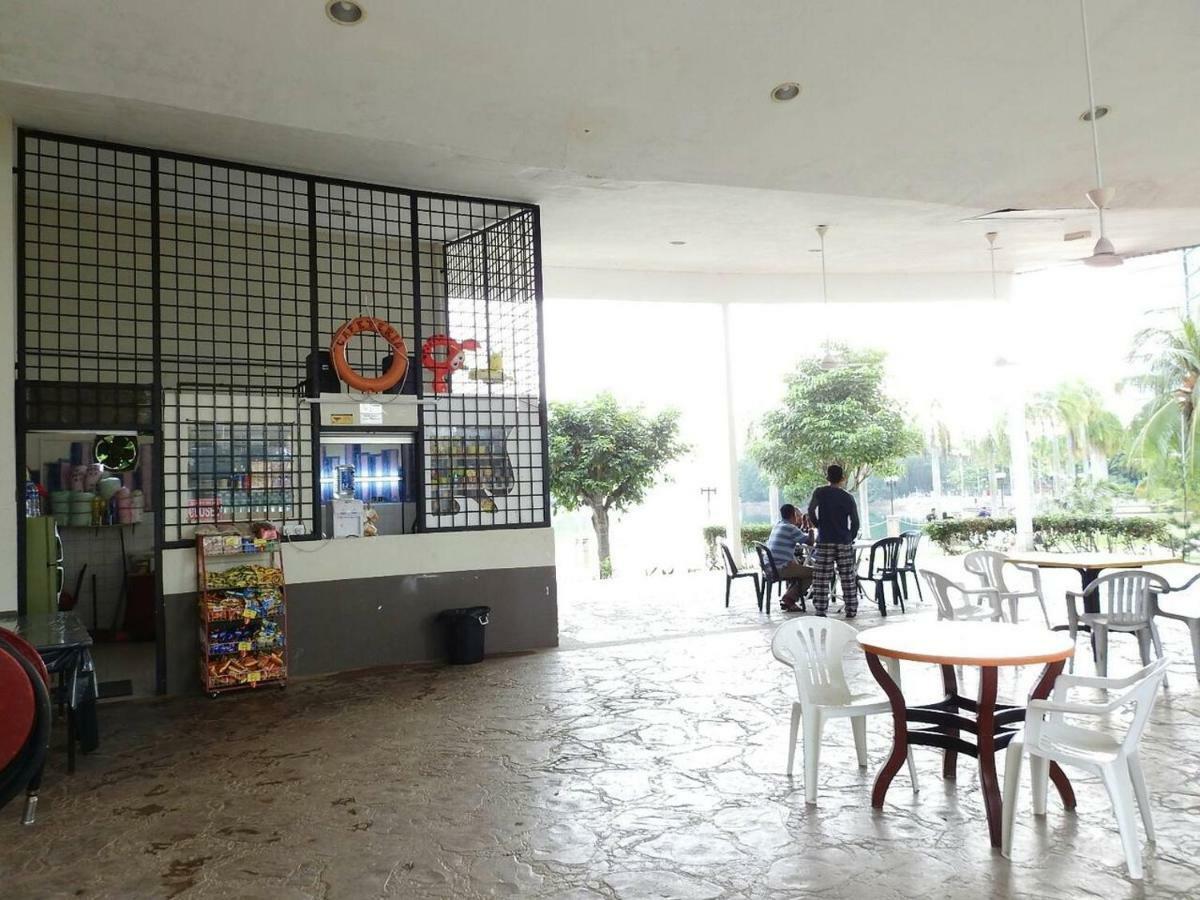 Pangsapuri Bayview Pd - Best Sea View 3 Bedrooms *